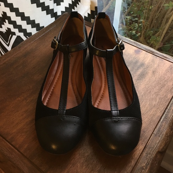 Black Lucky Brand Flats