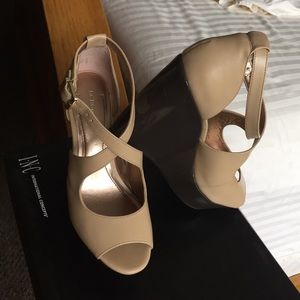 BCBGENERATION WEDGES, WOMENS SIZE 8 1/2!!!