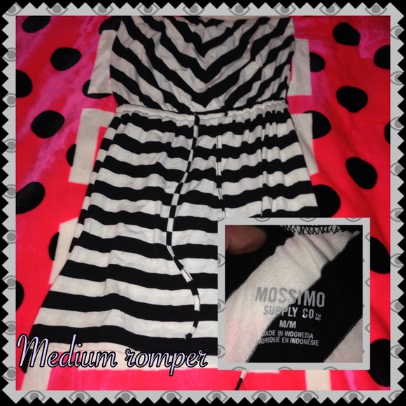 Medium strapless romper dress