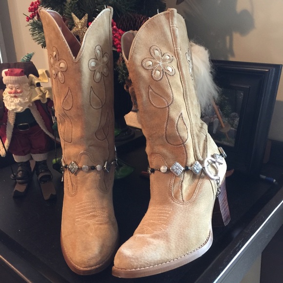 Cute cowboys boots