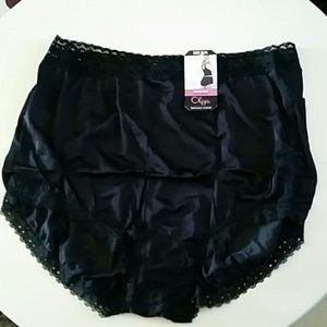 New condition w/tag Olga shape defining brief Sz 8