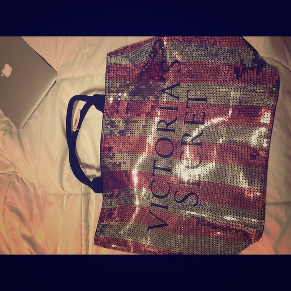 Victoria's Secret Black Friday tote