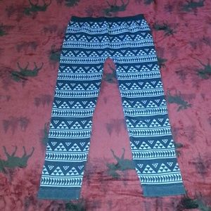 Girls aztec leggings