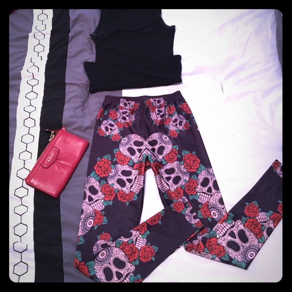 Skull leggings