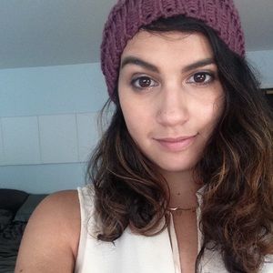 Meet your Posher, Ana