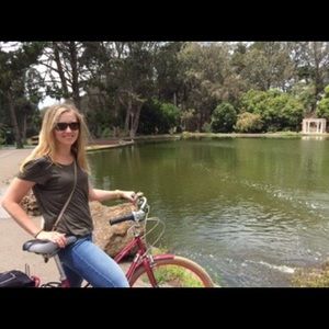 Meet your Posher, Natalie