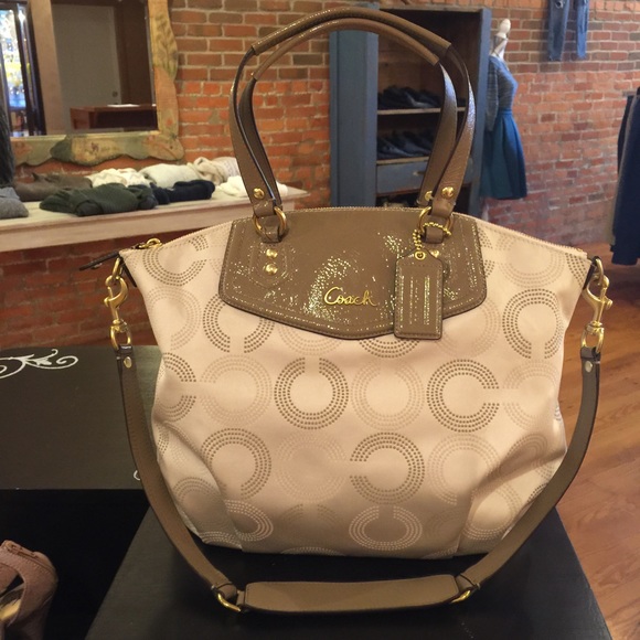 🚨SOLD🚨Coach purse
