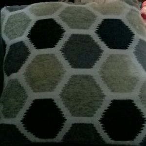 Meet your Posher, Alexandra