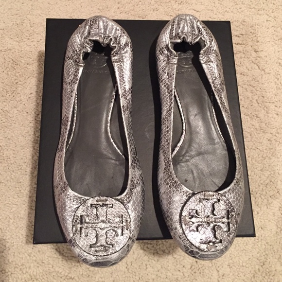 Tory Burch Shoes - Tory Burch Reva flats