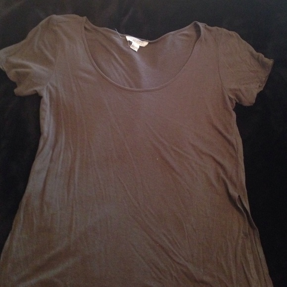 Green T-shirt with slits on side