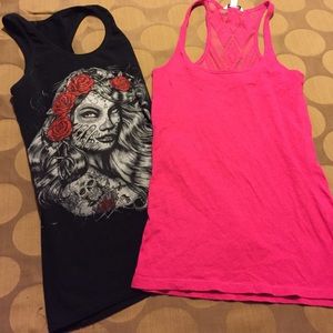 *2 tanks* Super Cute!