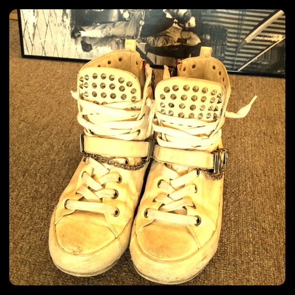 Sam Edelman Retro Sneakers - Picture 1 of 4