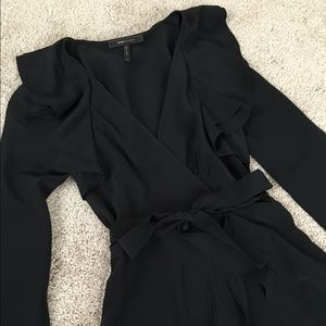 BCBGMAZAZRIA 100% silk Wrap Top