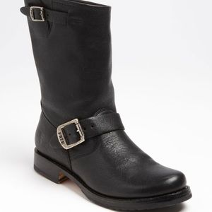 New Frye Black Veronica short boot