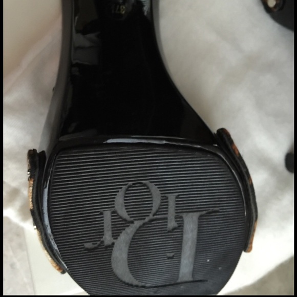 Dior heels Size 37 1/2. Only used twice. - Picture 3 of 3