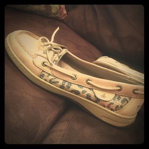 🎉 flash sale 🎉 Cutest sperrys ever!