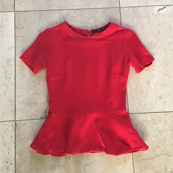 Zara Tops - Red Zara top. 💋💋