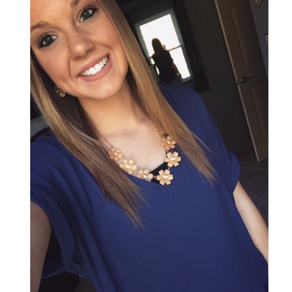 Meet your Posher, Katelyn - Picture 1 of 1