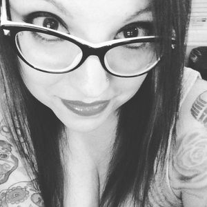 Meet your Posher, Becca