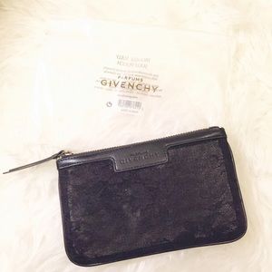 [NEW] Givenchy Parfums Lace Cosmetics Pouch