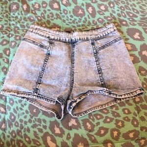 Bullhead Hot Short