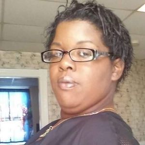 Meet your Posher, Latoya