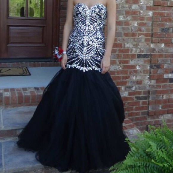 Tony Bowls 2014 Gown 114746