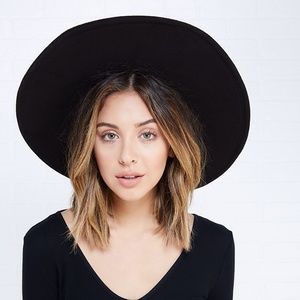 🎉HOST PICK🎉 NWOT Black Wide Brim Felt Fedora Hat