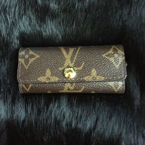 Louis Vuitton Brown Monogram Multicles Key Holder
