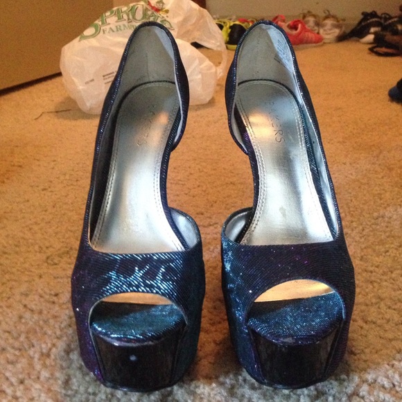 Bakers High Heels - Picture 2 of 4