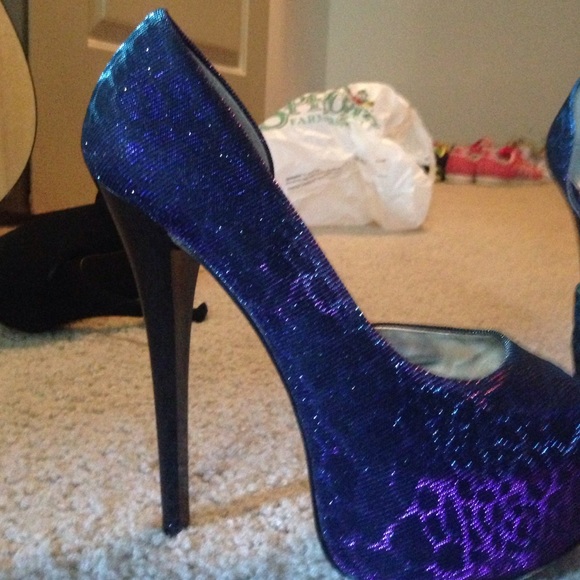 Bakers High Heels - Picture 3 of 4