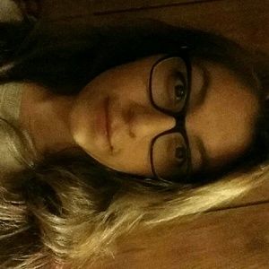 Meet your Posher, Josie