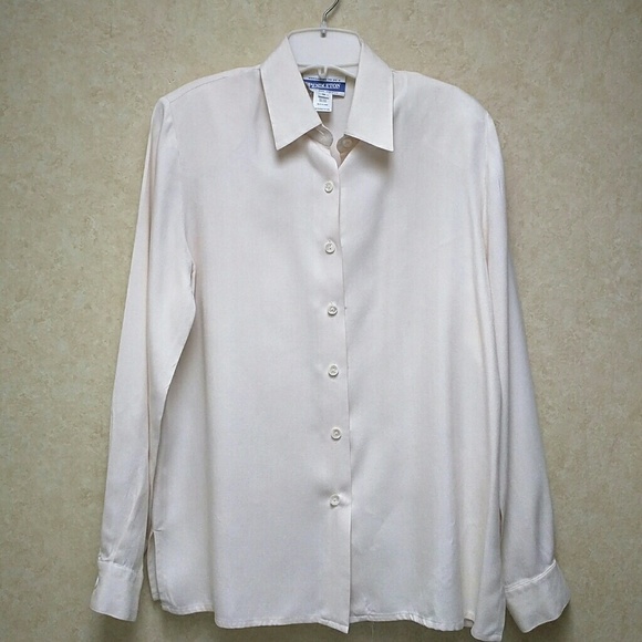 Pendleton Tops - Pendleton silk blouse