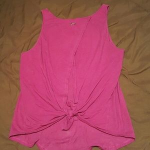 Under armour open back top