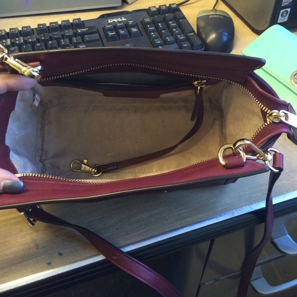 Michael kors messenger bag - Picture 2 of 2