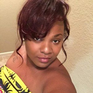 Meet your Posher, Shamika
