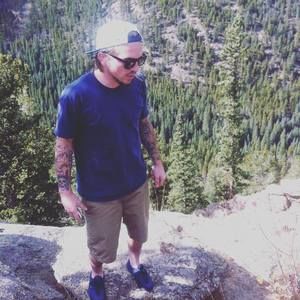 Meet your Posher, Casey