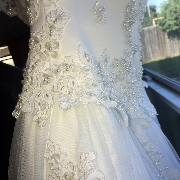 Wedding dress