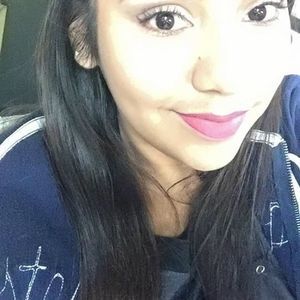 Meet your Posher, Karla