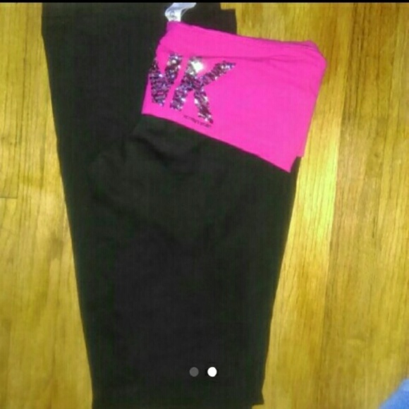 Vs pink yoga pants