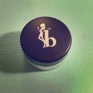 Be a Bombshell Smooth Criminal Powder