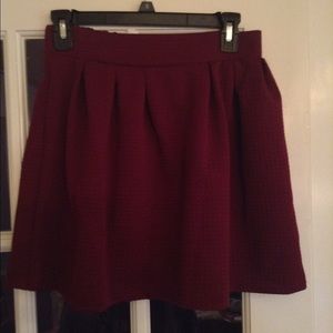 Maroon zip up skirt