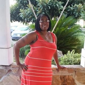 Meet your Posher, Bobbie