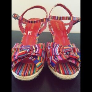 🌟LAST CHANCE🌟Adorable colorful wedges! 💖