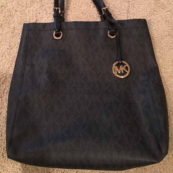 ❌❌SOLD❌❌ Black Michael Kors