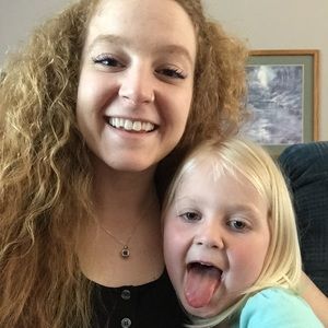 Meet your Posher, Molly