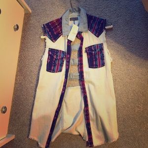 NWT KENDALL AND KYLIE JEAN VEST
