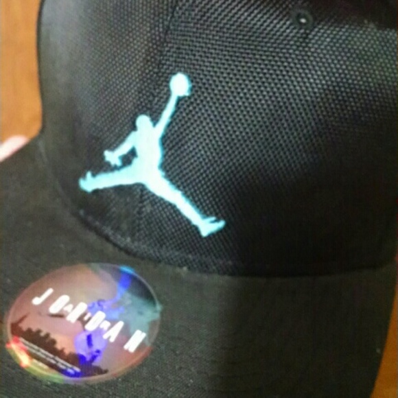 Jordan hat new redwings worn polo brand new