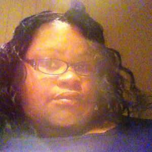 Meet your Posher, Monique