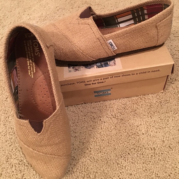 Burlap TOMS